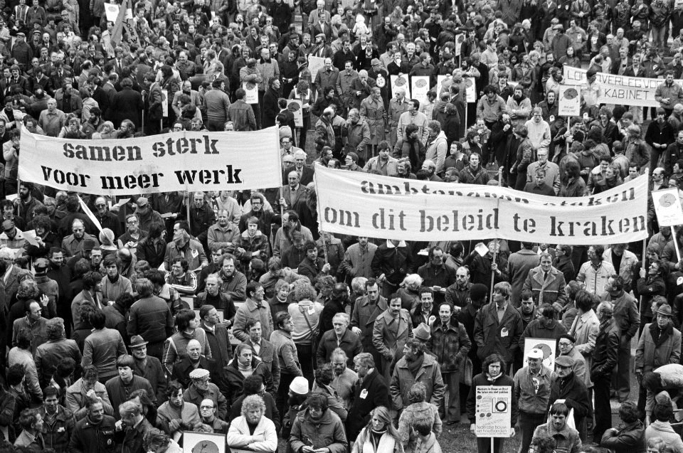 Rotterdam, bijeenkomst op de Coolsingel overzicht, Bestanddeelnr 930-7051