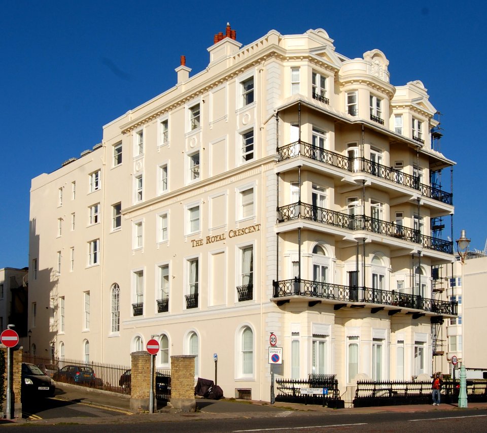 Royal Crescent Mansions, 100–101 Marine Parade, Brighton (NHLE Code 1381755) (September 2018) (1)