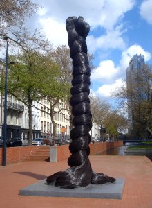 Rotterdam kunstwerk de vlecht
