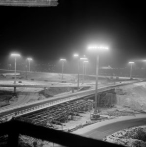 Rotonde Brienenoord bij avond, Bestanddeelnr 917-3850