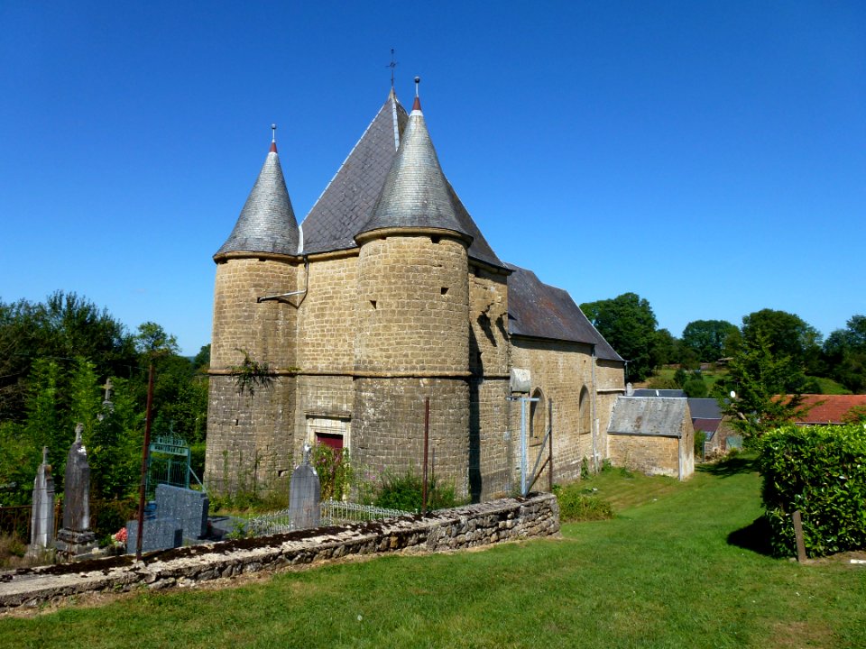 Rouvroy-sur-Audry (Ardennes) église de Servion 01