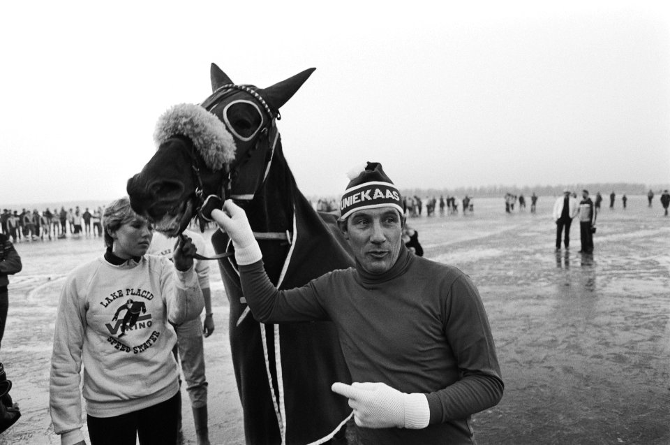 Rottemeren-race over 200km bij Zevenhuizen. Kees Verkerk met paard, Bestanddeelnr 931-9148