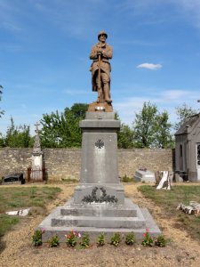 Rouvrois-sur-Othain (Meuse) monument aux morts (01)