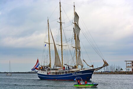 Water sea travel