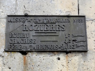 Rozières-sur-Crise (Aisne) vieille plaque routière