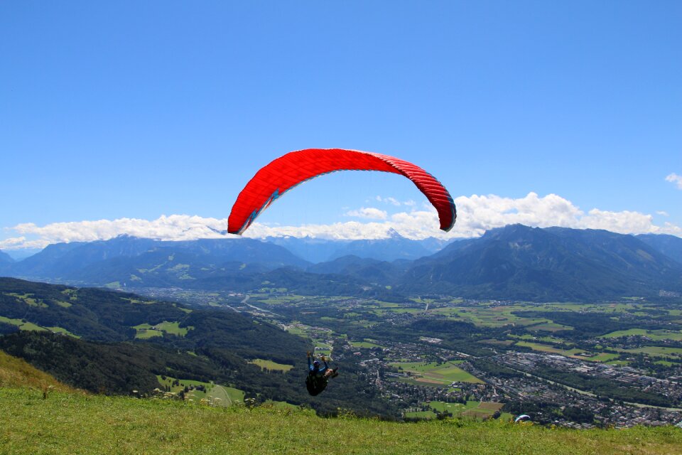 Salzburg gaisberg paraglider