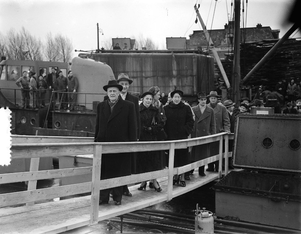 Rotterdams Rijnvaart Maatschappij NV tewaterlating Rijnmotorschip Bulgersteijn, Bestanddeelnr 905-4562