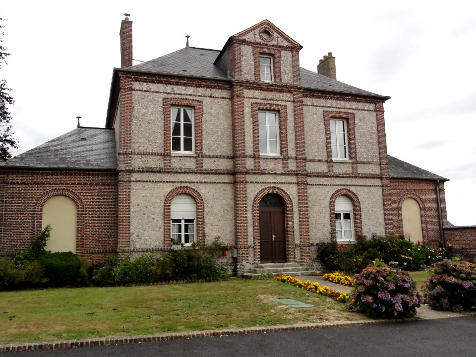 Routes (Seine-Mar.) presbytère