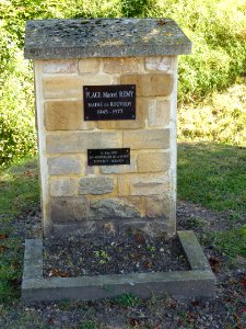 Rouvroy-sur-Audry (Ardennes) street sign - memorial ancien maire