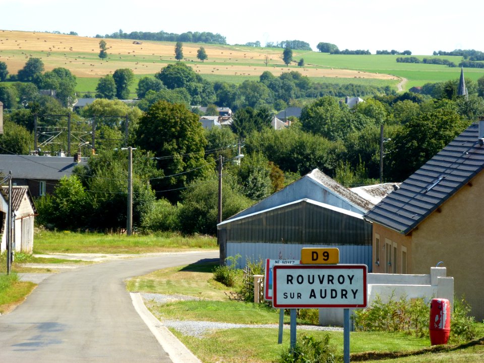 Rouvroy-sur-Audry (Ardennes) city limit sign