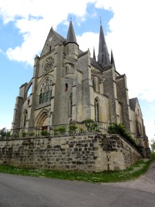 Royaucourt-et-Chailvet (Aisne) Église Saint-Julien (01)