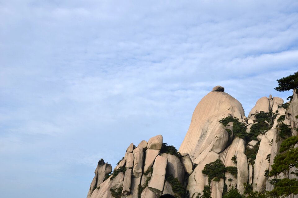 Mountain rock wide sky cloud photo