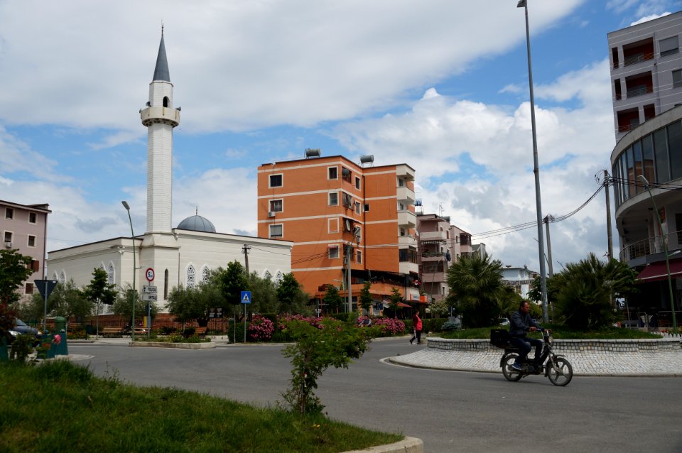 Rrogozhina town center (OSCAL19 trip)