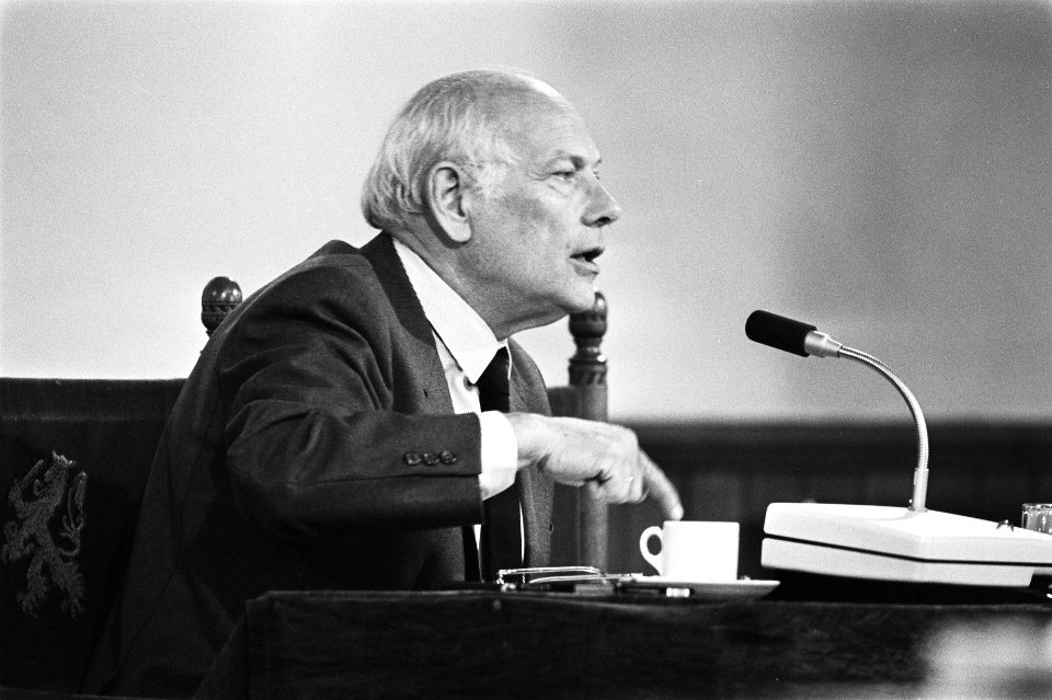 RSV enquete 17, 18 getuige Joop den Uyl tijdens verhoo 18, 19 getuige mr. P. C., Bestanddeelnr 932-9577