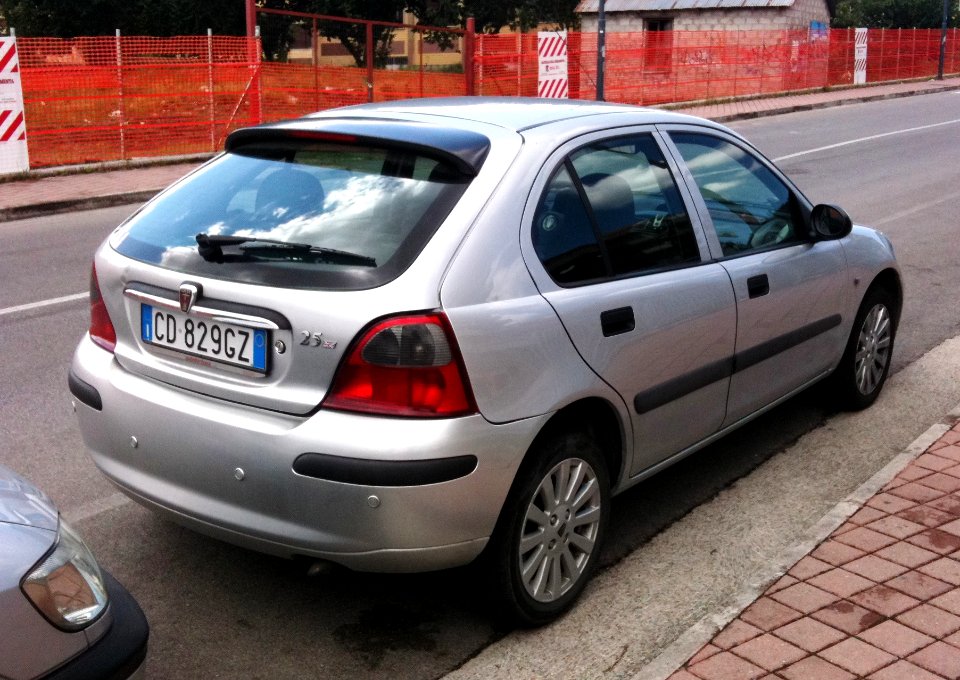 Rover 25 5-door rear