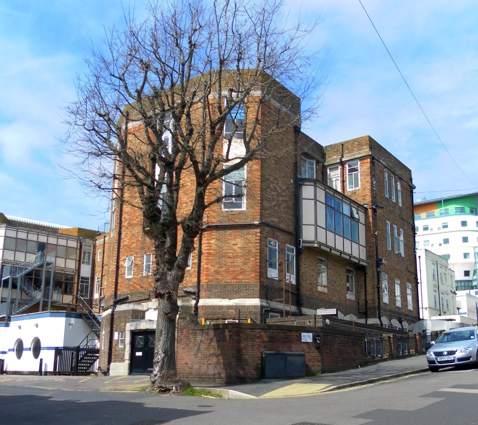 Royal Sussex County Hospital, Eastern Road, Kemptown, Brighton (Sussex Eye Hospital) (April 2013) (1)