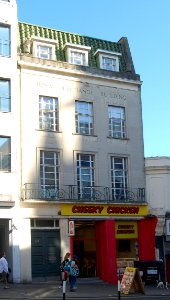 Royal Exchange Building, 60 West Street, Brighton (September 2018)