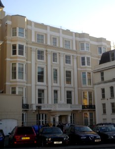 Royal York Buildings (Youth Hostel), Old Steine, Brighton (NHLE Code 1380677) (April 2009) (2)