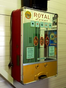 Royal Luxus gambling machine