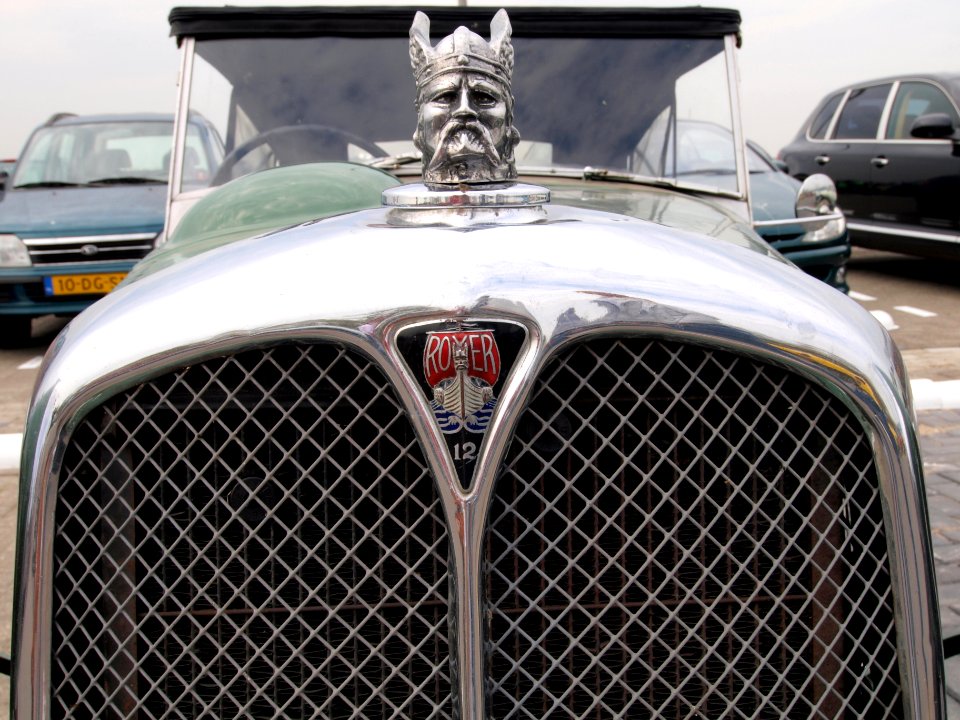 Rover 12 Tourer (1936) pic1