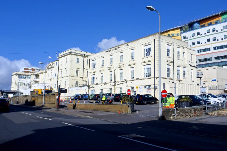 Royal Sussex County Hospital, Eastern Road, Kemptown, Brighton (Main Buildings) (February 2014) (3)