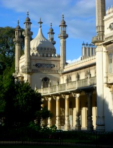 Royal Pavilion, Pavilion Gardens, Brighton (May 2015) (1)
