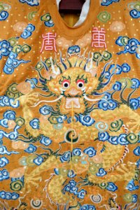 Royal robe, replica of 19th century, view 1, embroidered cloth - Museum of Vietnamese History - Ho Chi Minh City - DSC05946