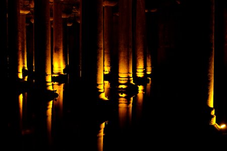 Columns lighting contrast photo