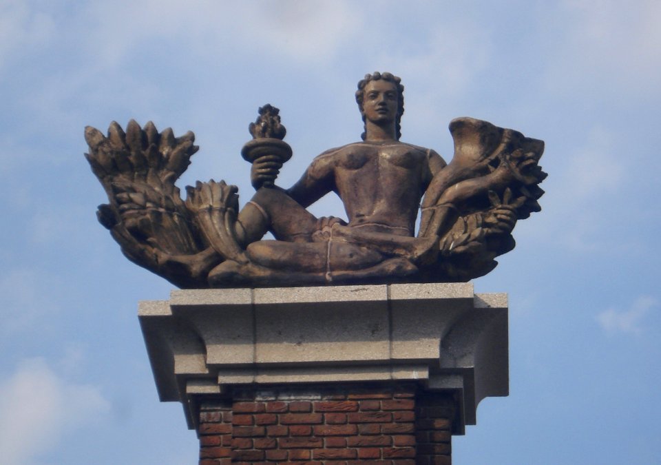 Roosendaal kunstwerk de vrede