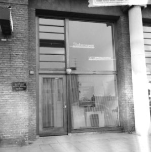 Roofoverval bij Uitzendbureau Slotermeer aan Burgemeester de Vlughtlaan , Uitz, Bestanddeelnr 917-6355