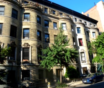 Row houses at 89th Street, Manhattan - 2011 jeh