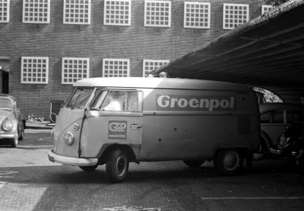 Roofoverval op wagen van Groenpol op Westhavenweg. De wagen van de overvallers , Bestanddeelnr 921-4544