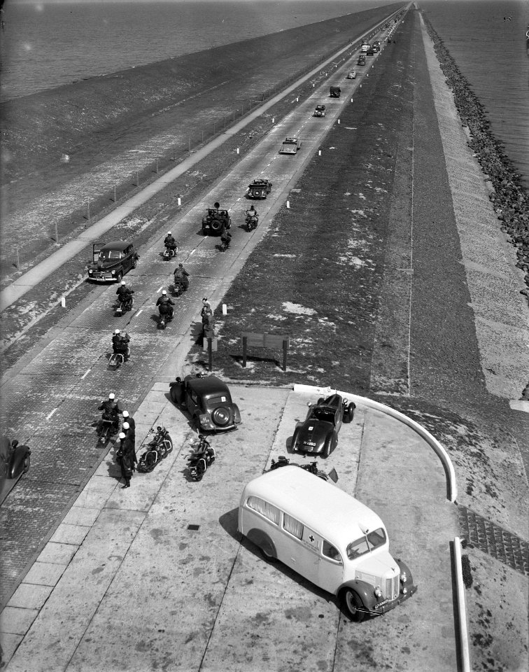 Ronde van Nederland. Auto- en motoren volgen de stoet, Bestanddeelnr 902-7062