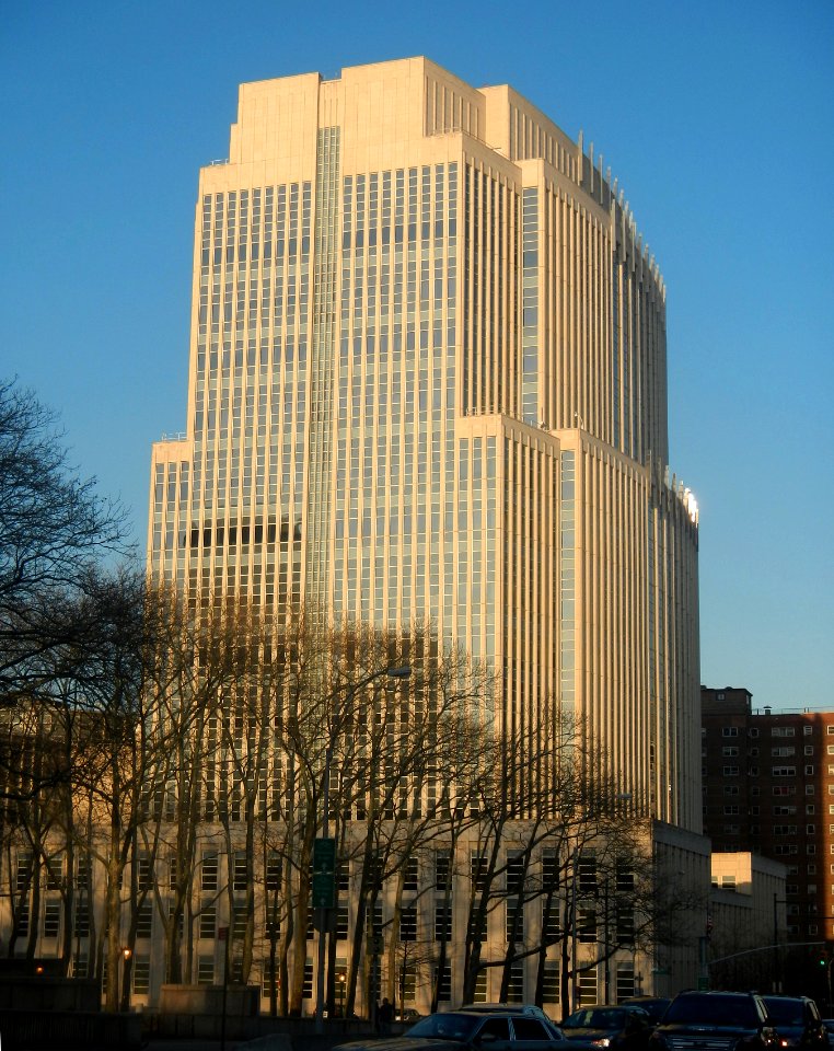 Roosevelt Fed Courthouse Bk west side PM sun jeh