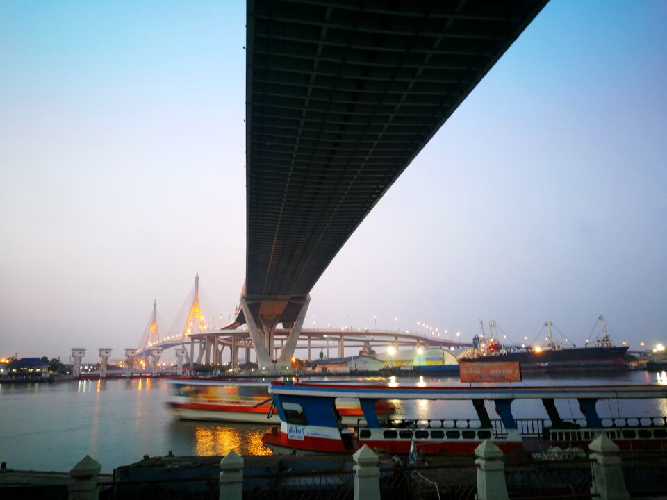 Bridge pier morning