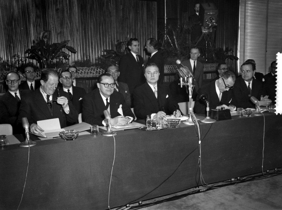 Ronde Tafel Conferentie te Brussel Congo, Bestanddeelnr 910-9591