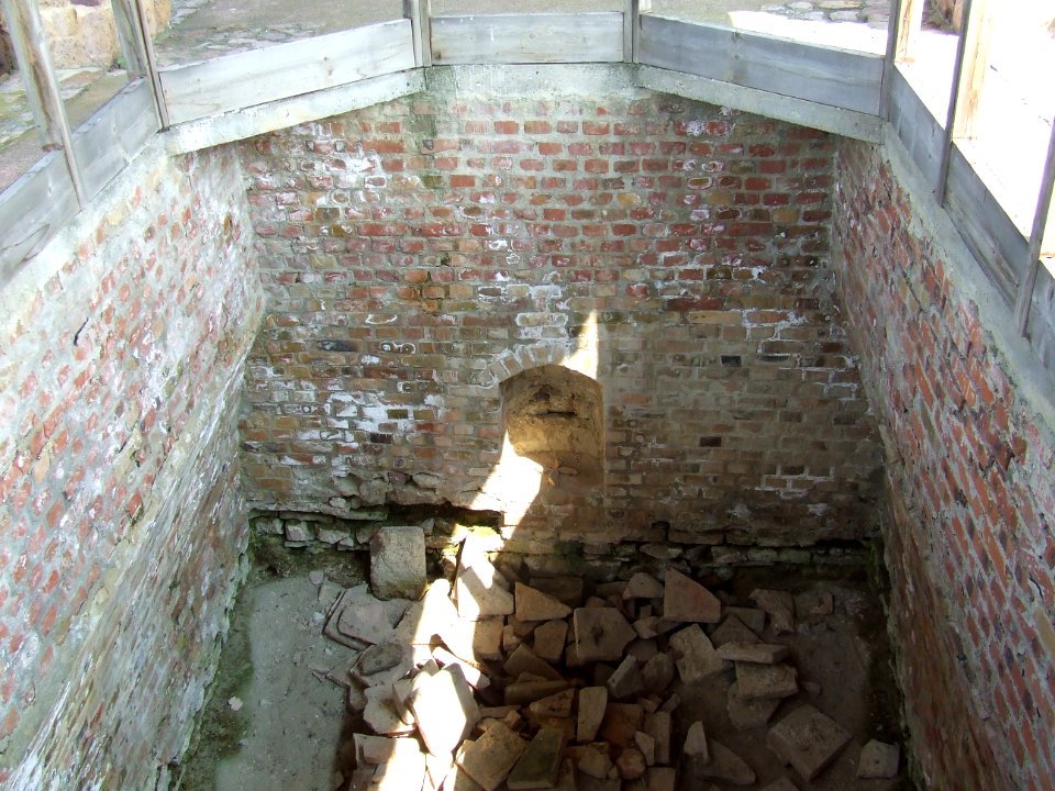 Roman villa and mausoleum in Kővágószőlős1
