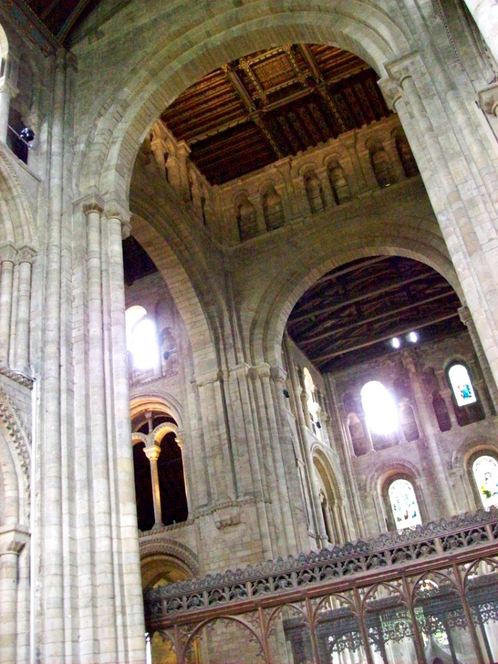 Romsey Abbey, crossing 2