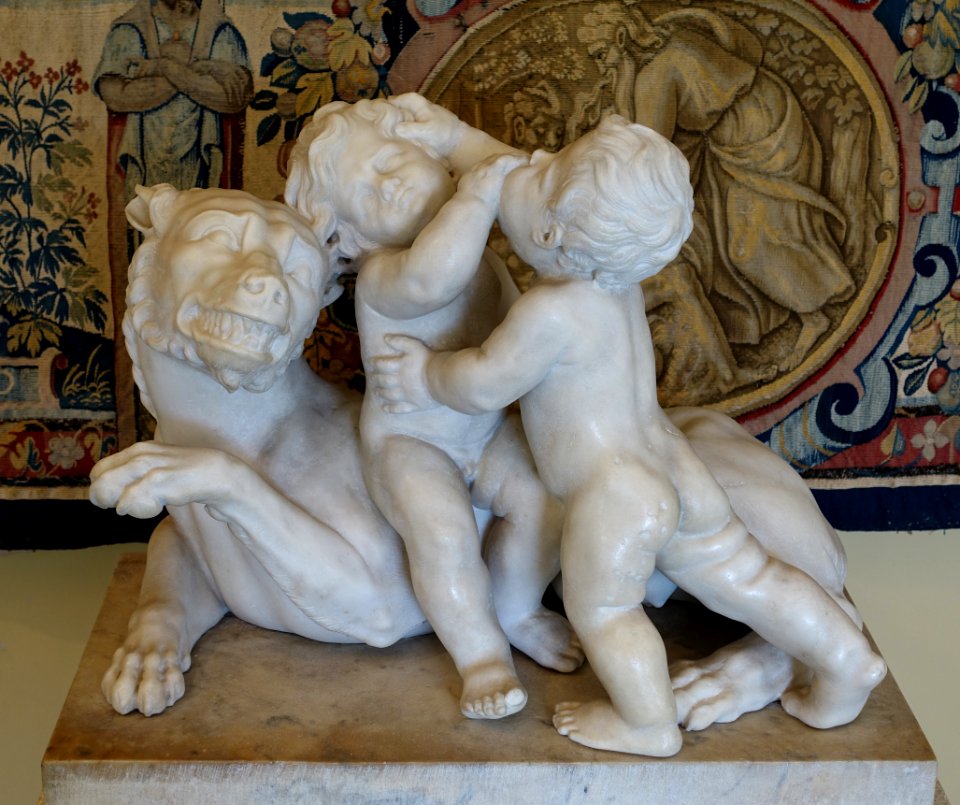 Romulus and Remus, Italy, sculptor unknown, c. 1800 - Bowood House - Wiltshire, England - DSC00711