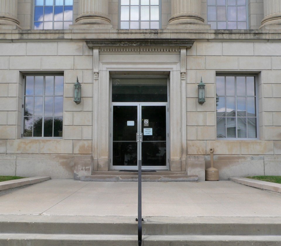Rooks County, Kansas courthouse E entrance 1