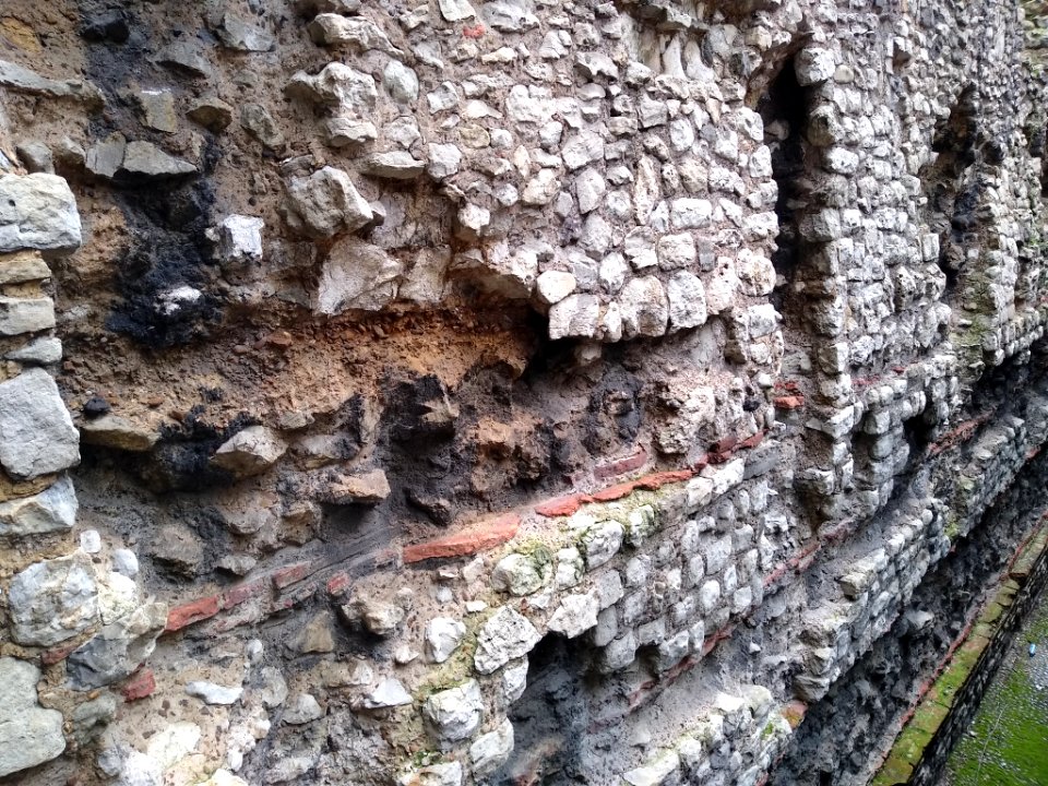 Roman Wall at Tower Hill 4