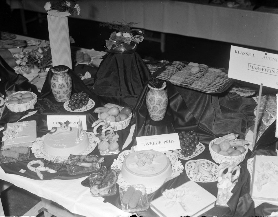 Roomskatholieke banketbakkersvakschool tentoonstelling Amsterdam, Bestanddeelnr 904-0377