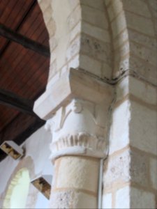 Romanesque capital, St Nicholas, Bramber 05