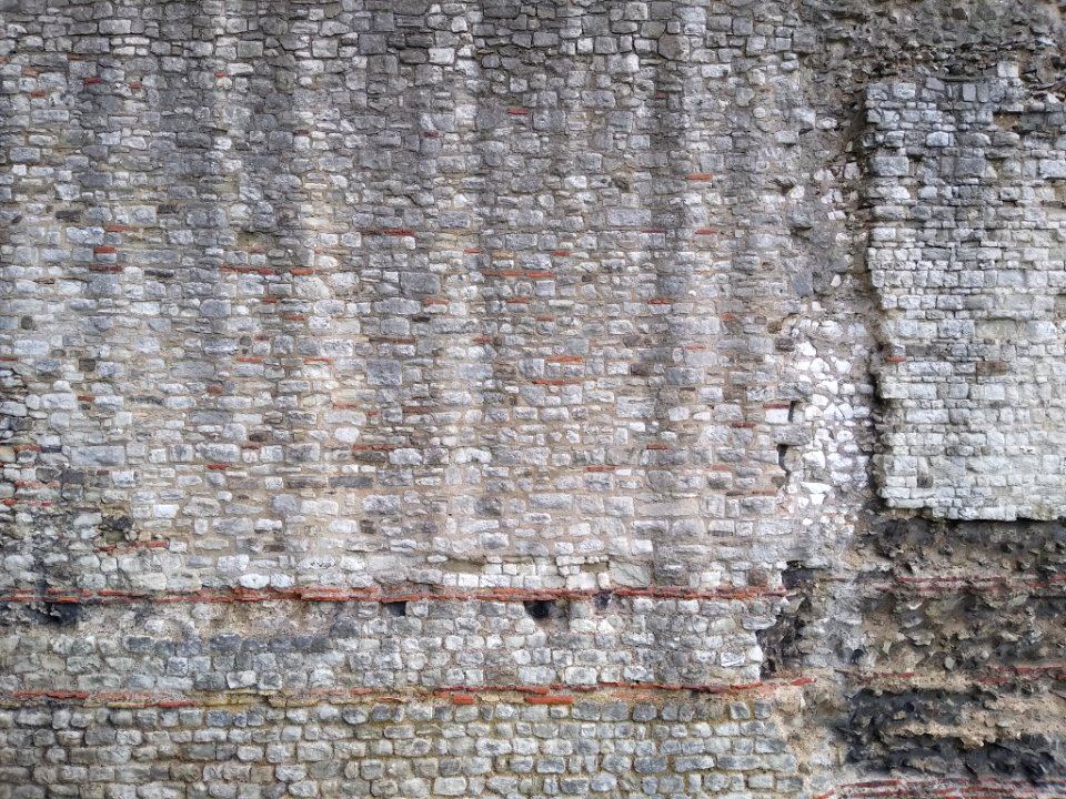 Roman Wall at Tower Hill 2