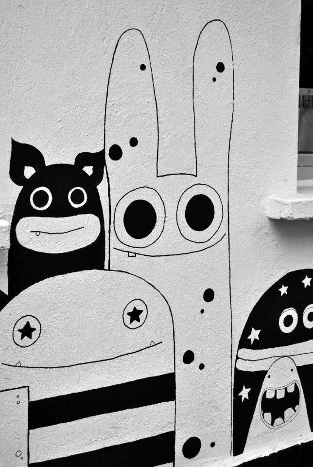 Graffiti spray paint