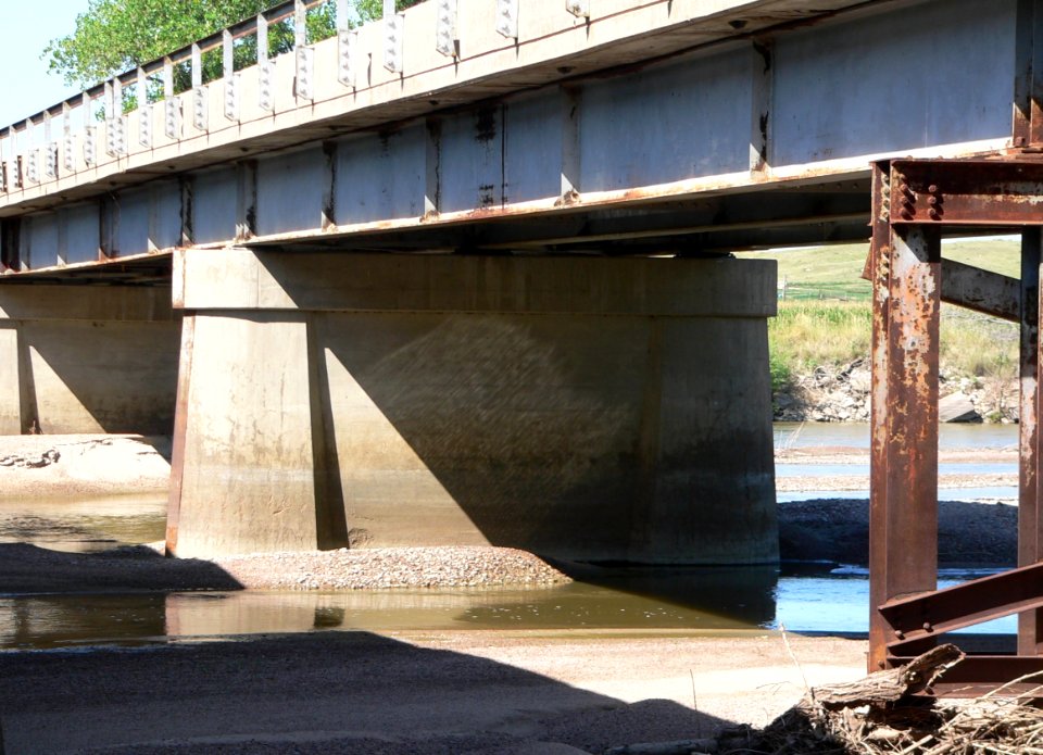 Roscoe, Nebraska bridge pier 2