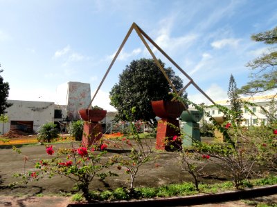 Rose garden - University of Guam - DSC00997