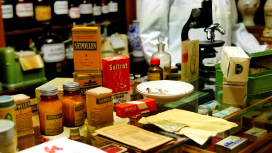 Roscheiderhof-lg1-apotheker-2b