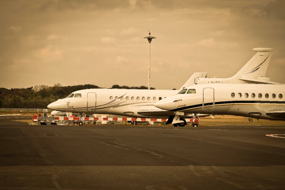 Flying turbine transport