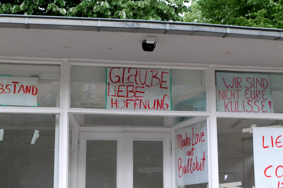 Rosa-Luxemburg-Platz Berlin during protest 2020-05-16 24